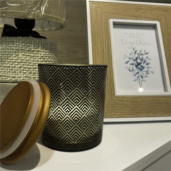 Vela 10x10x11cm recip vidrio tapa bamboo rombos - imagen 2